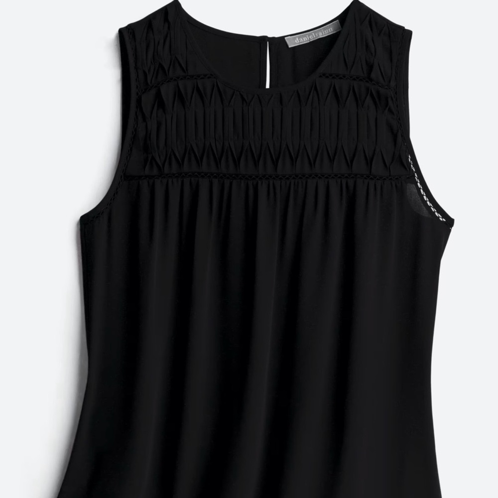 Daniel Rainn Black Sleeveless Blouse